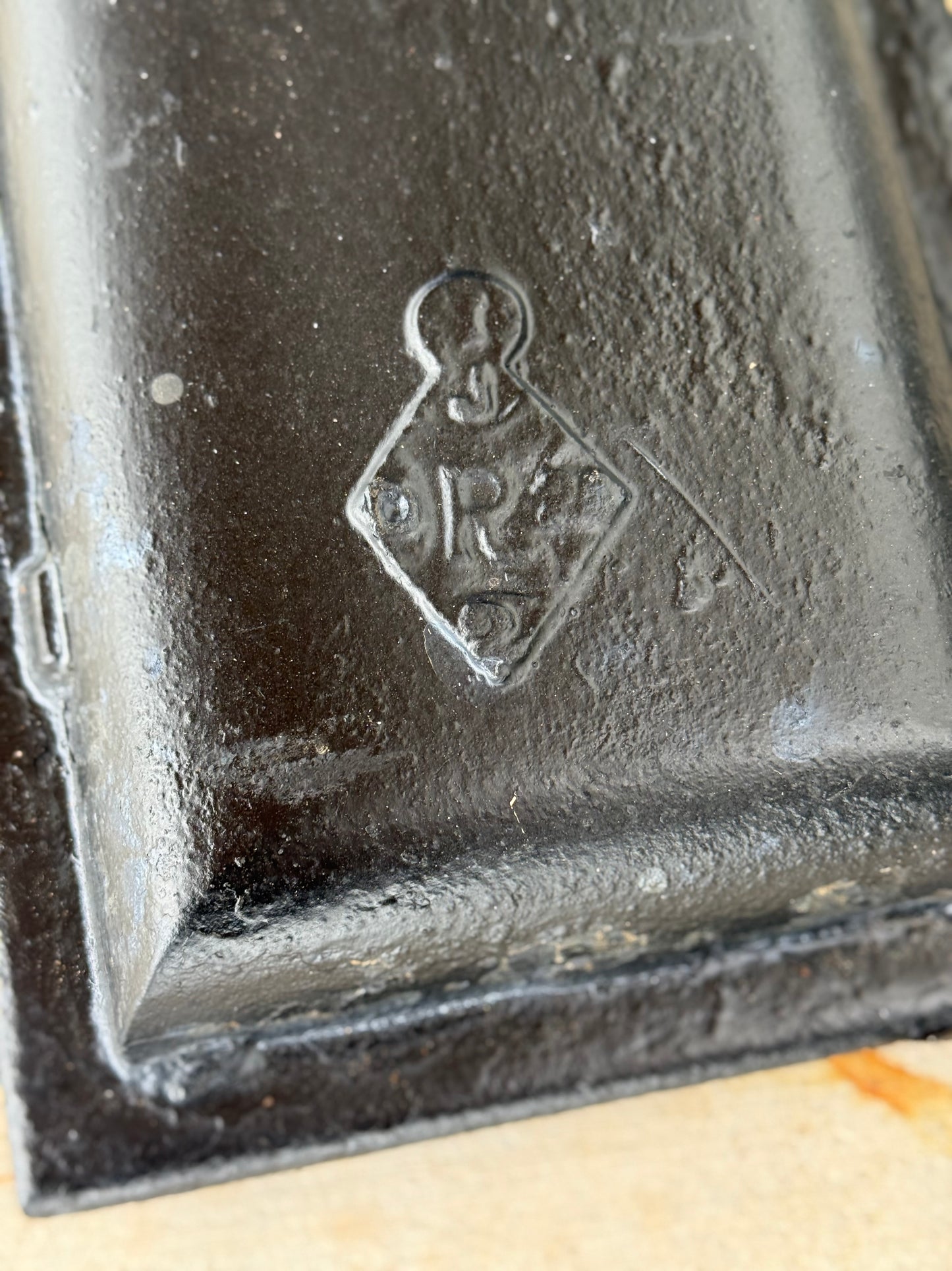 Coalbrook Foundry Cast Iron Stick Stand Umbrella Holder