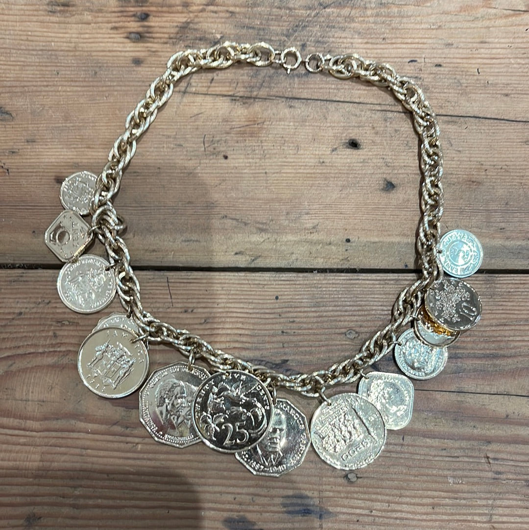 Vintage 1980s Franklin Mint The Golden Caribbean 14 Coins Charm Necklace
