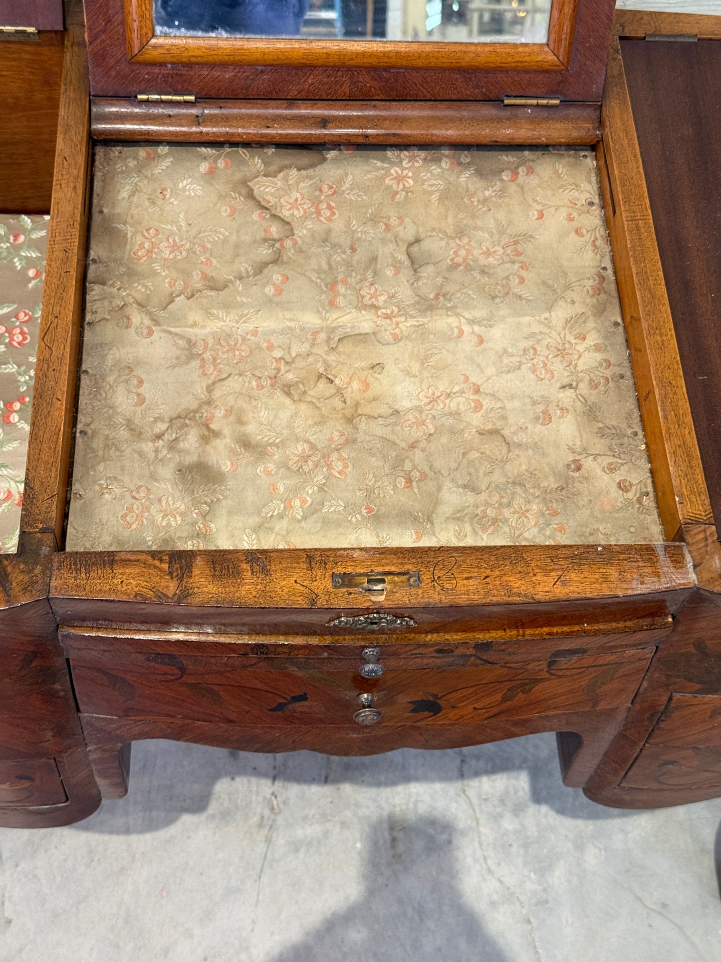 Louis XV Tulipwood, Kingwood, Maple and Holly Marquetry Coiffeuse, Late 19th Century