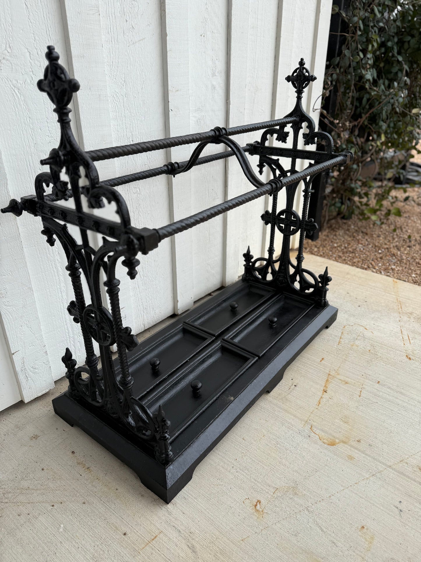 Coalbrook Foundry Cast Iron Stick Stand Umbrella Holder