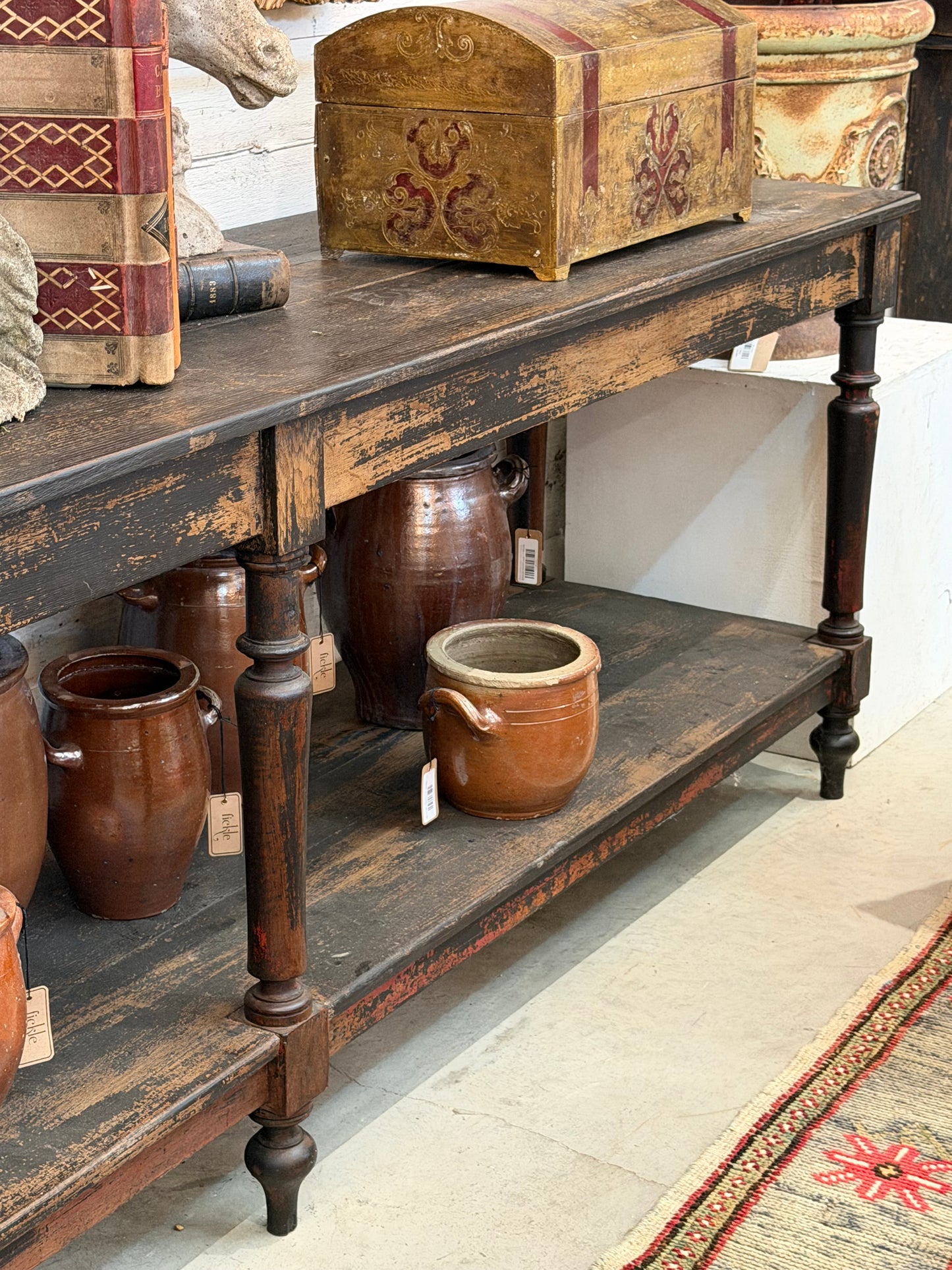 Dark Draper's Table