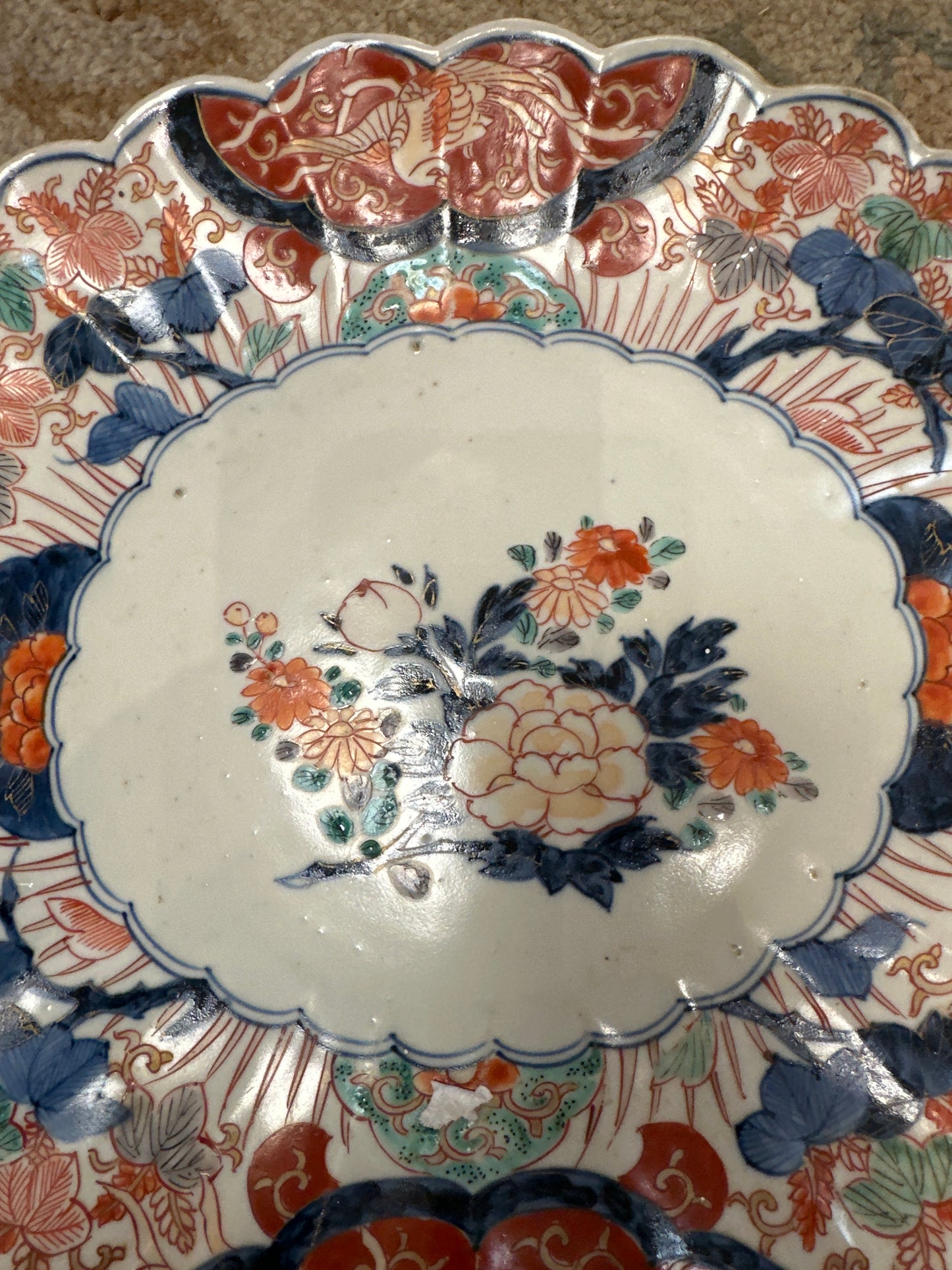 Ovoid Scalloped Edge Imari Plate