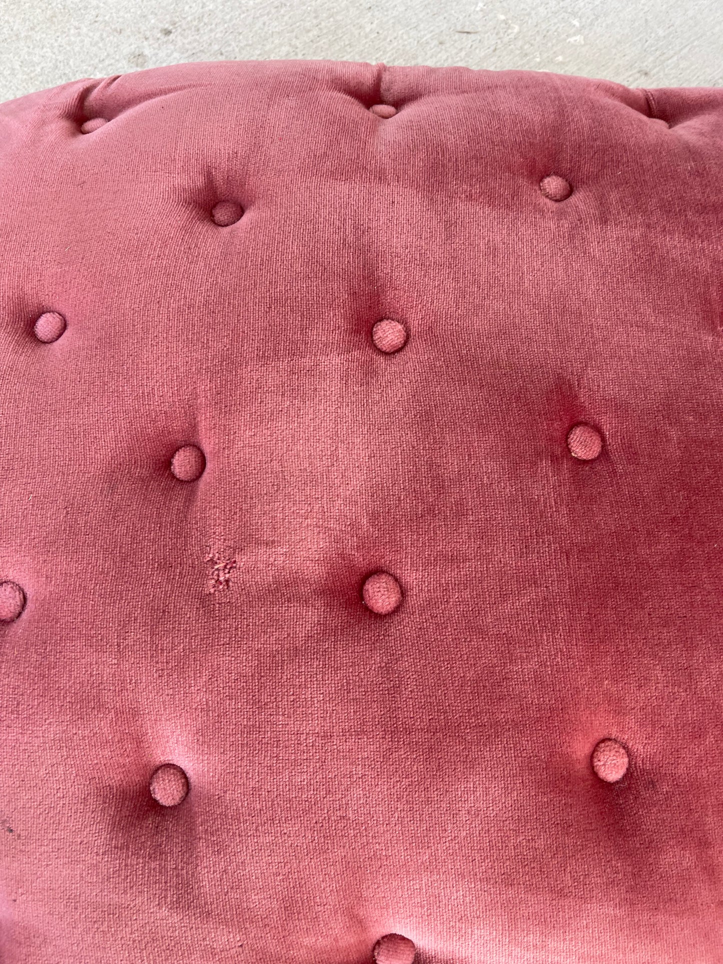 Brewster Pink Velvet Chaise Style of George Smith