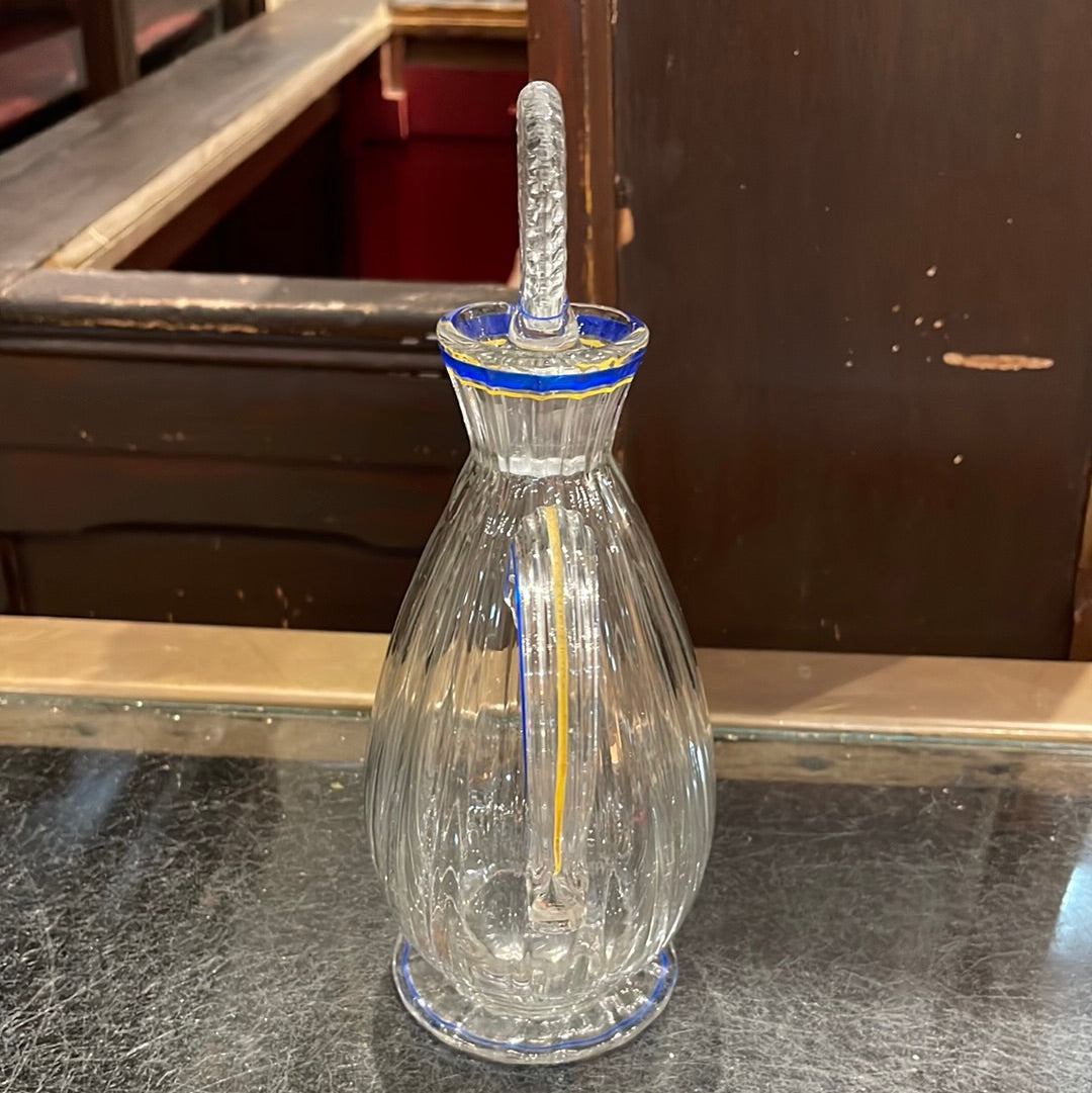 Claret Pitcher with Waffle Lid Design Stopper