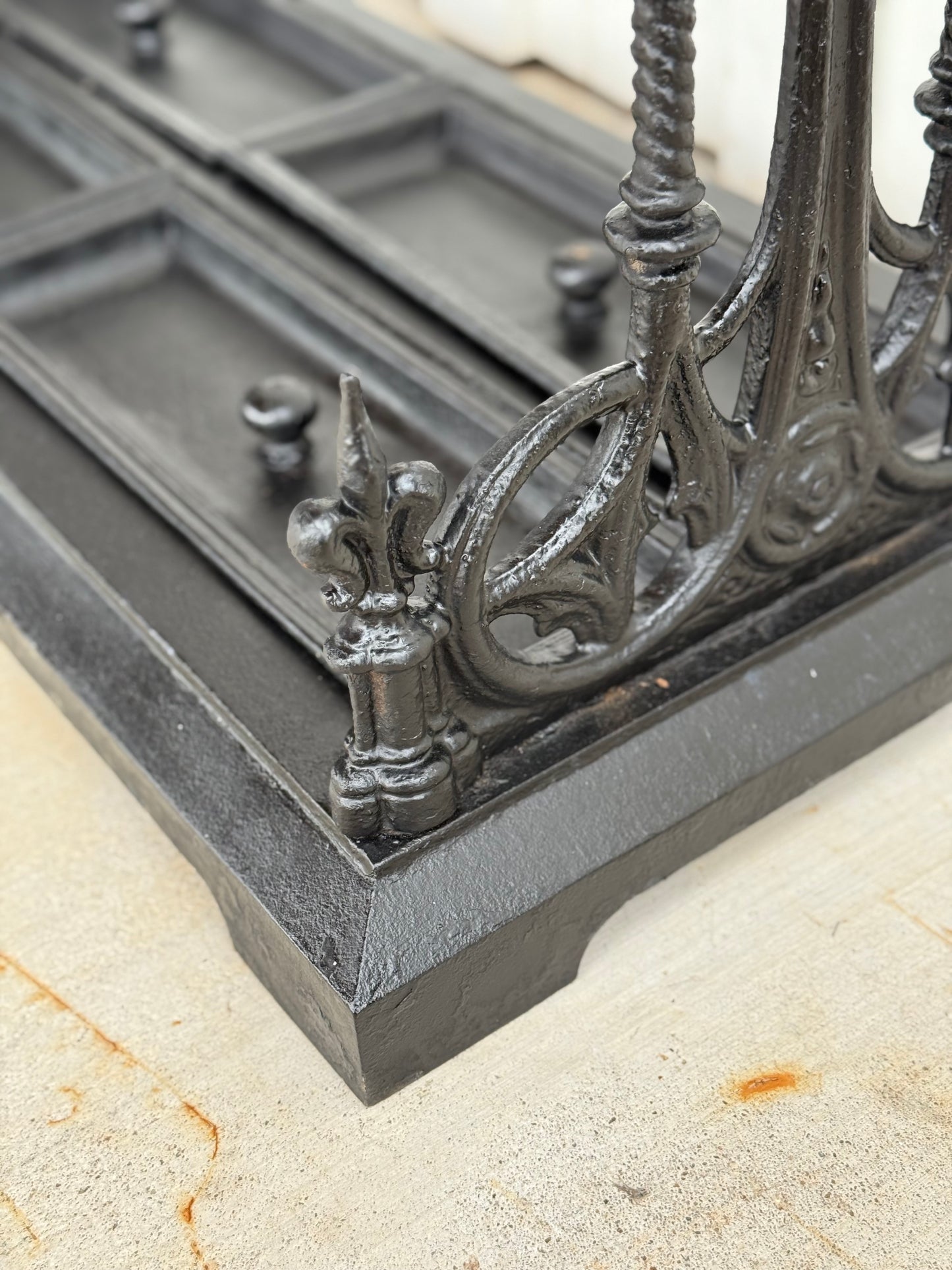 Coalbrook Foundry Cast Iron Stick Stand Umbrella Holder