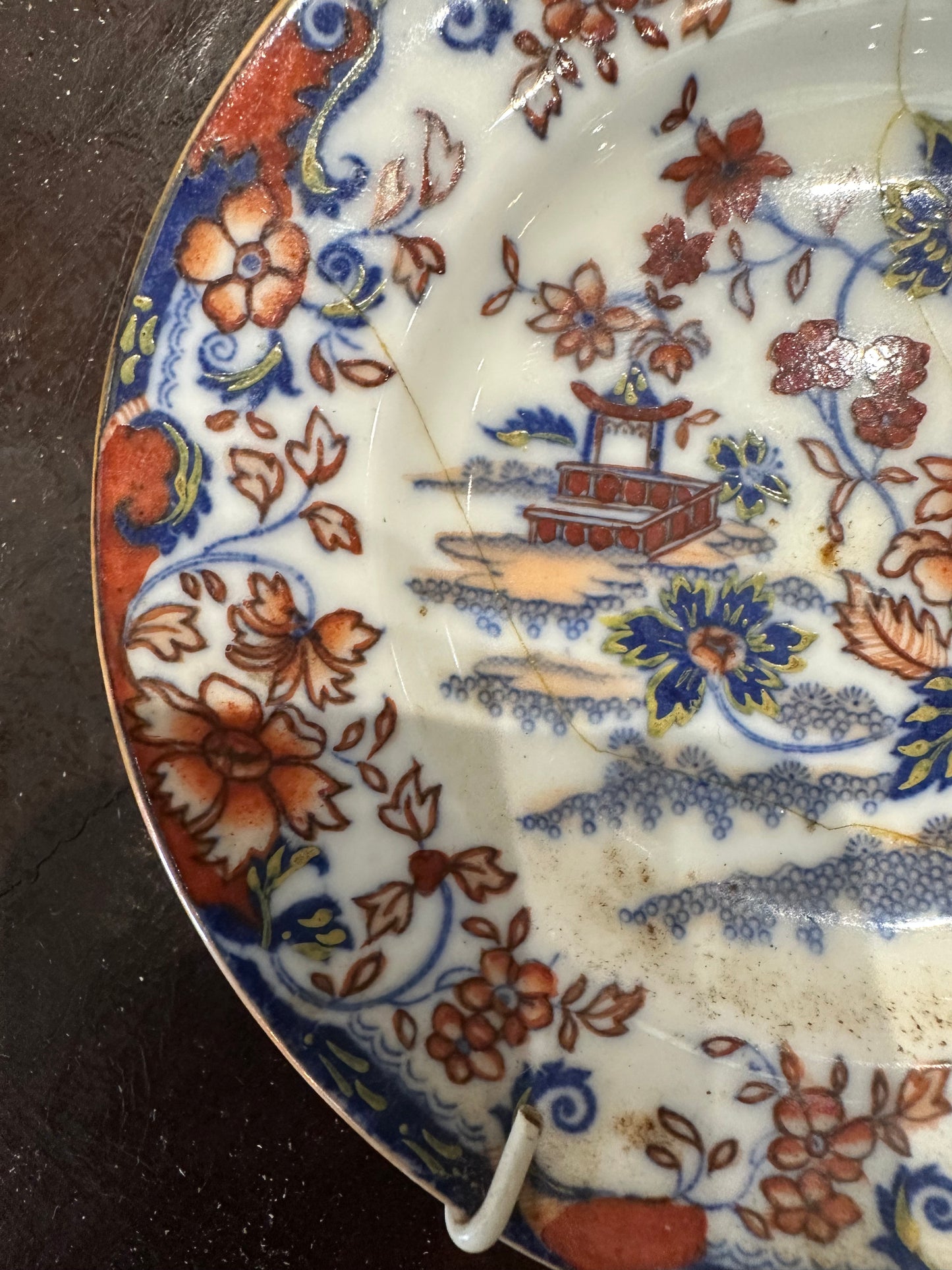 Amherst Japan Mini Decorative Plate – Imari Palette with Pagoda Scene