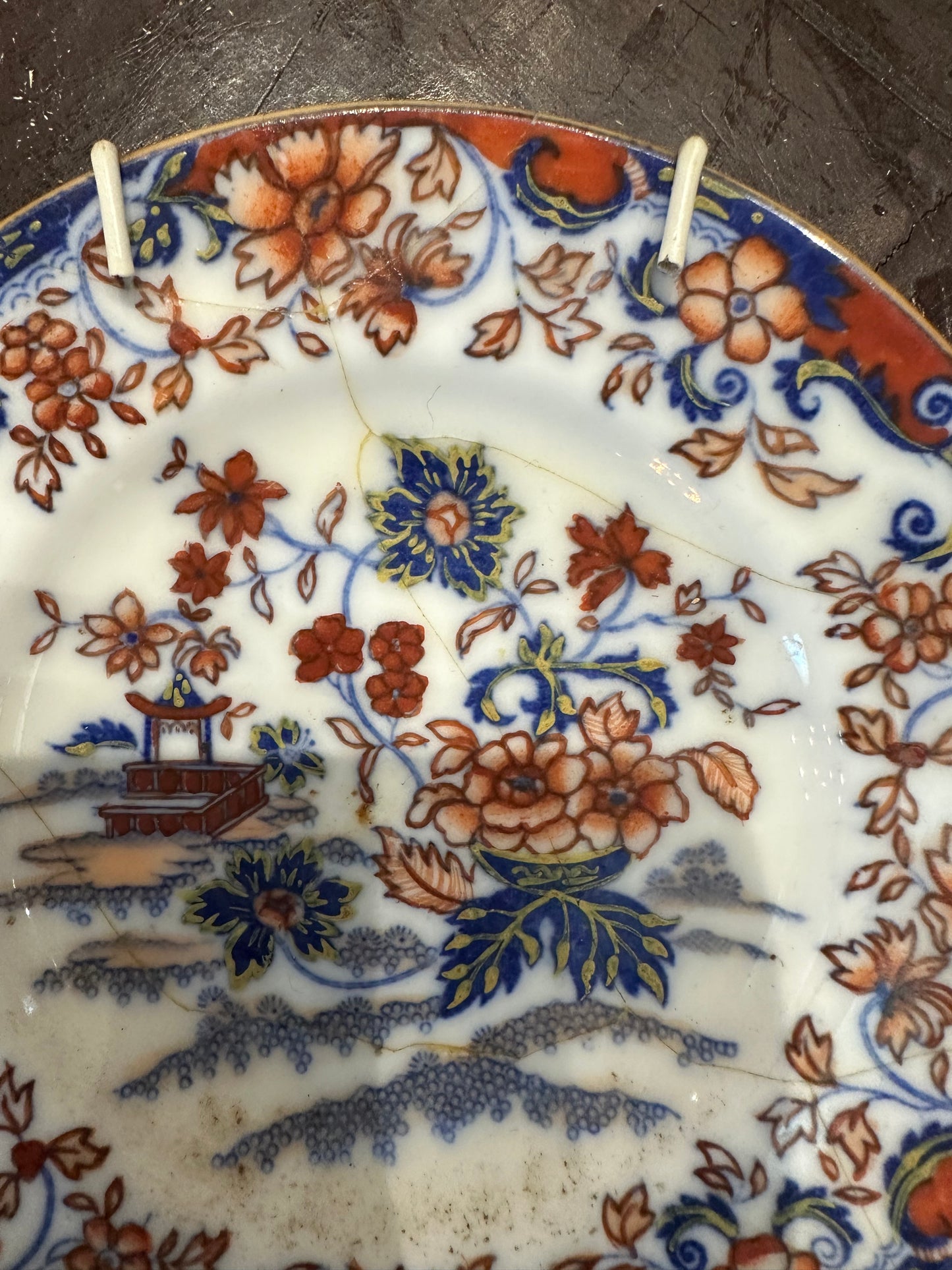 Amherst Japan Mini Decorative Plate – Imari Palette with Pagoda Scene