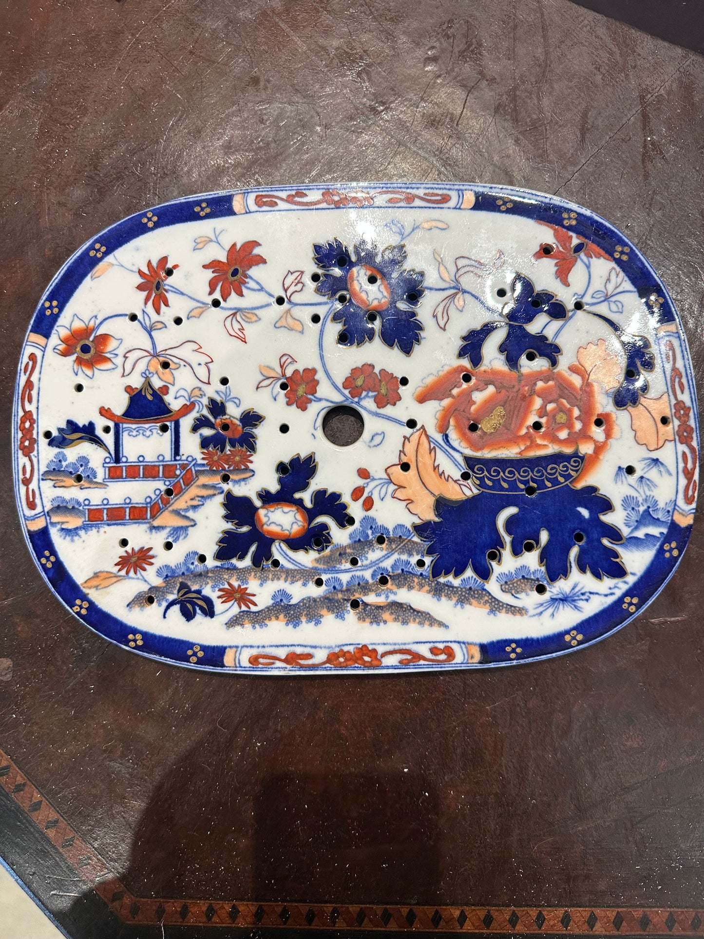 Antique Imari-Style Porcelain Drainer – Hand-Painted Floral & Pagoda Scene