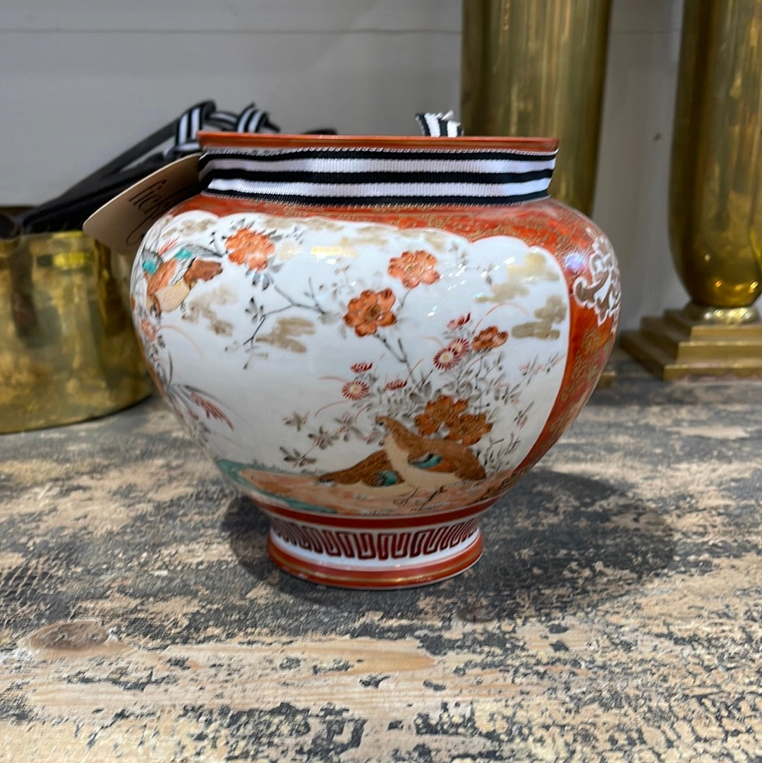 Meiji Period Kutani Period Vase - 174