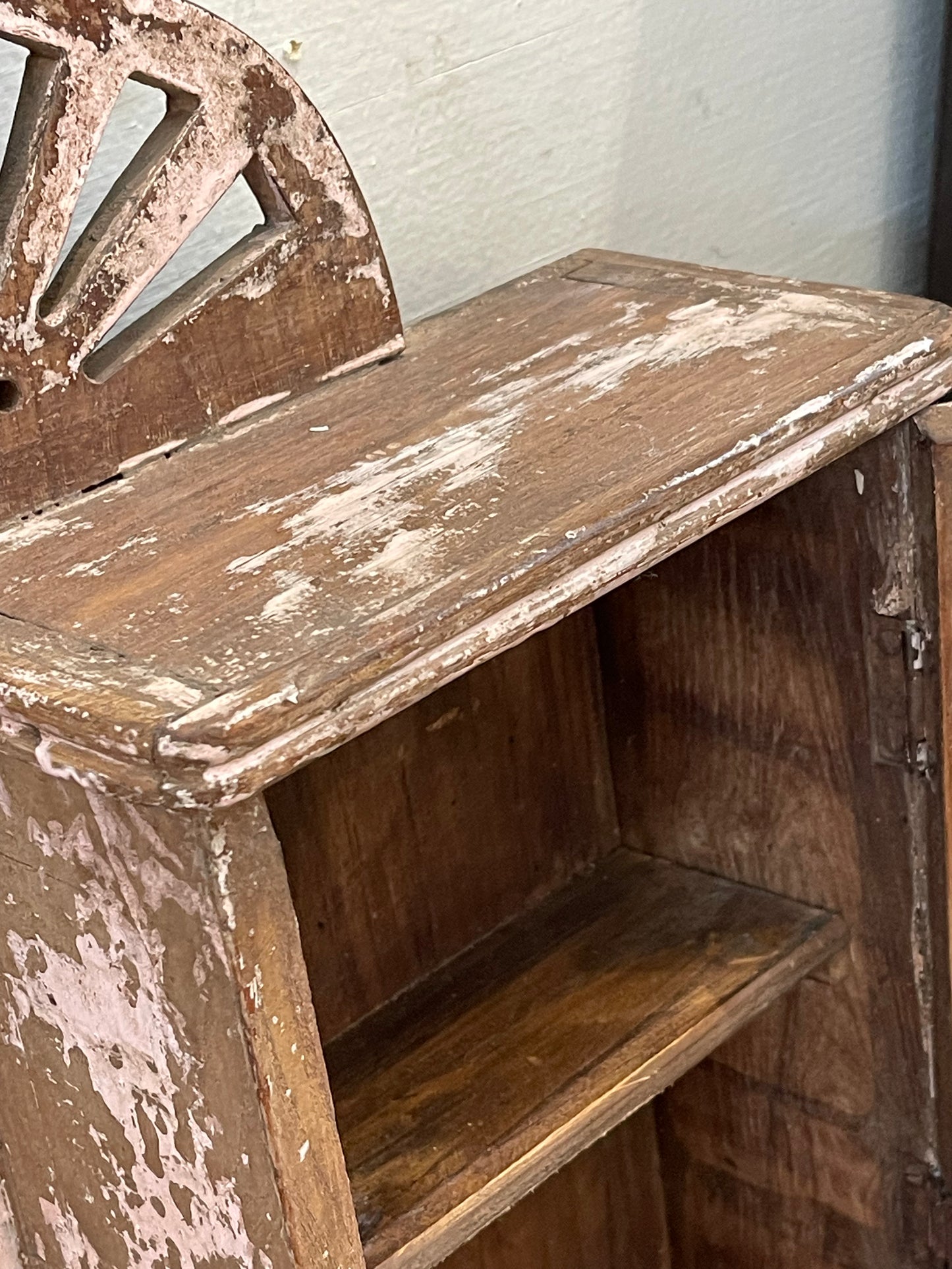 Shelf with Mirror and Towel Bar