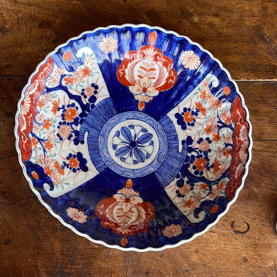 Meiji Imari Fluted Round Dish - The White Barn Antiques