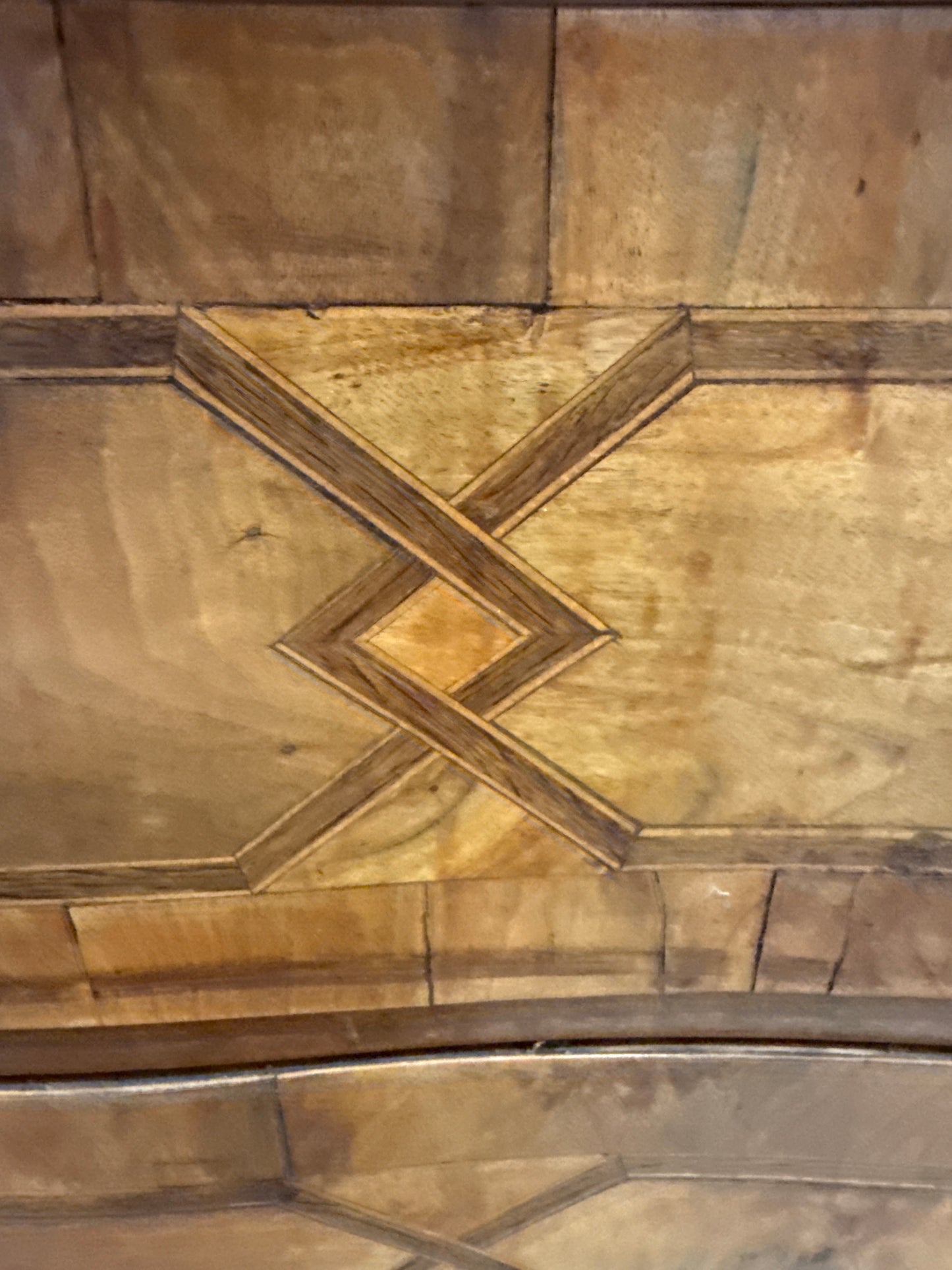 Chest of Drawers with Amazing Marquetry