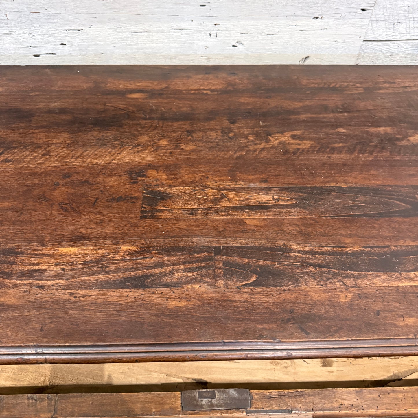 18th Century French Louis XV Bombe Commode Chest in Walnut