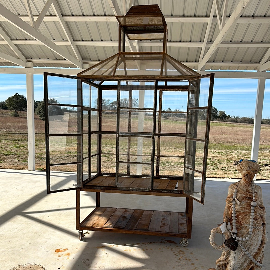 Cupola Charm Greenhouse (Under Arbor)