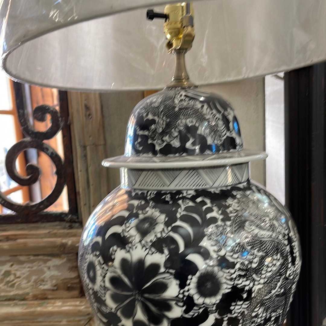 Black & White Dragon Temple Jar Lamp