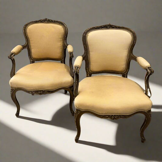 Early 20th Century Louis XV Walnut Fauteuil Arm Chair