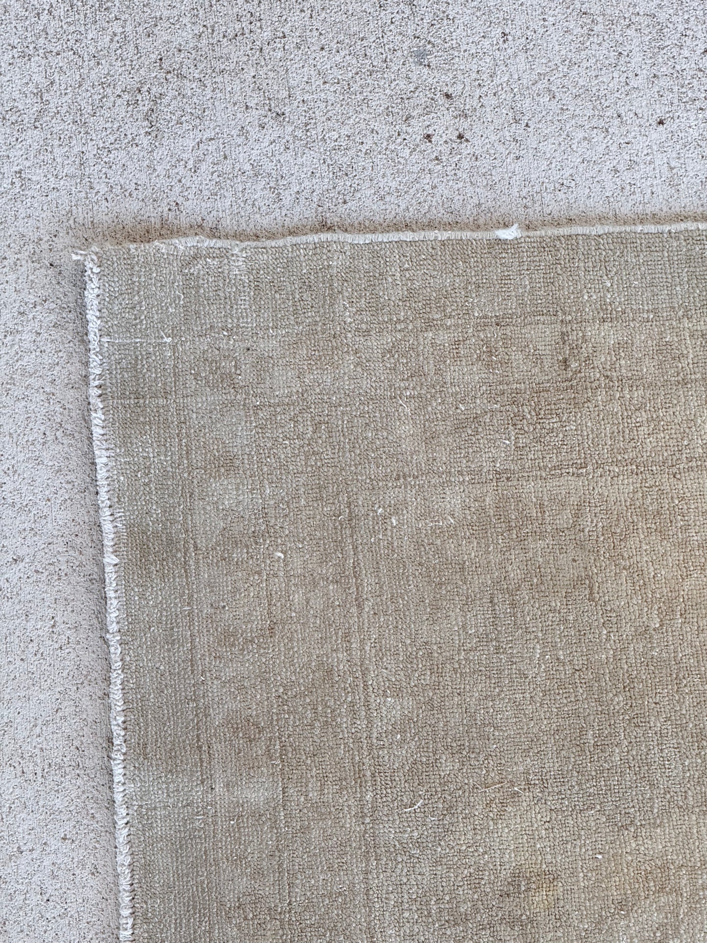 #102 Pale Soft Color Rug