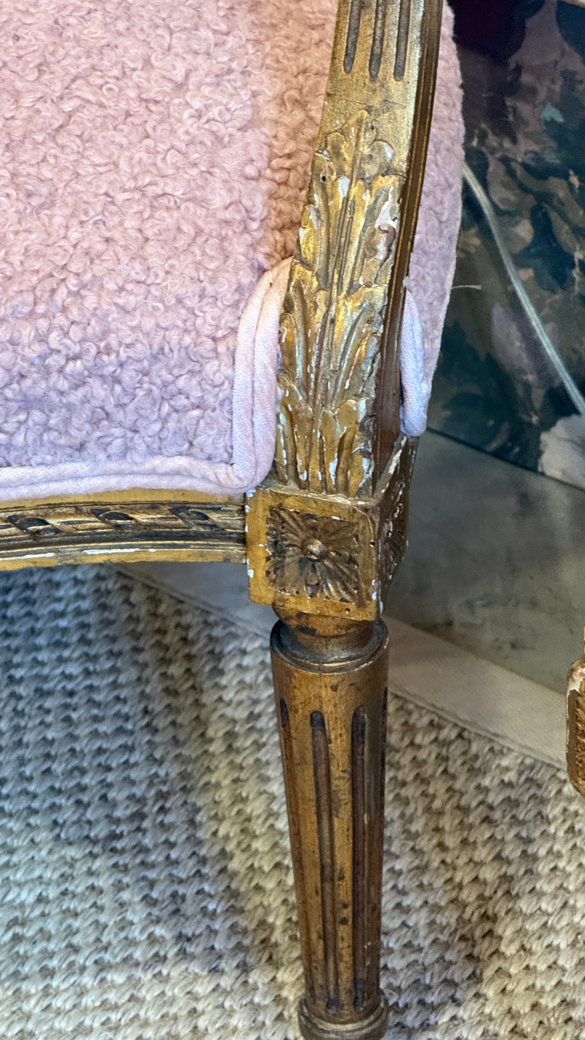 French Louis XV Style Carved Giltwood Chair in Pink Boucle' Fabric