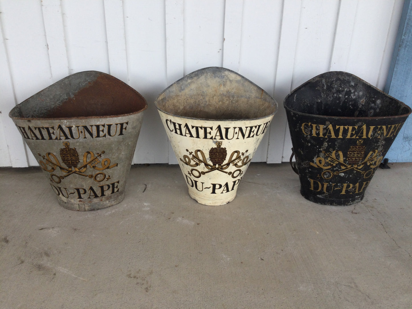 French Tole Grape Hod Painted Chateaneuf Du Pape