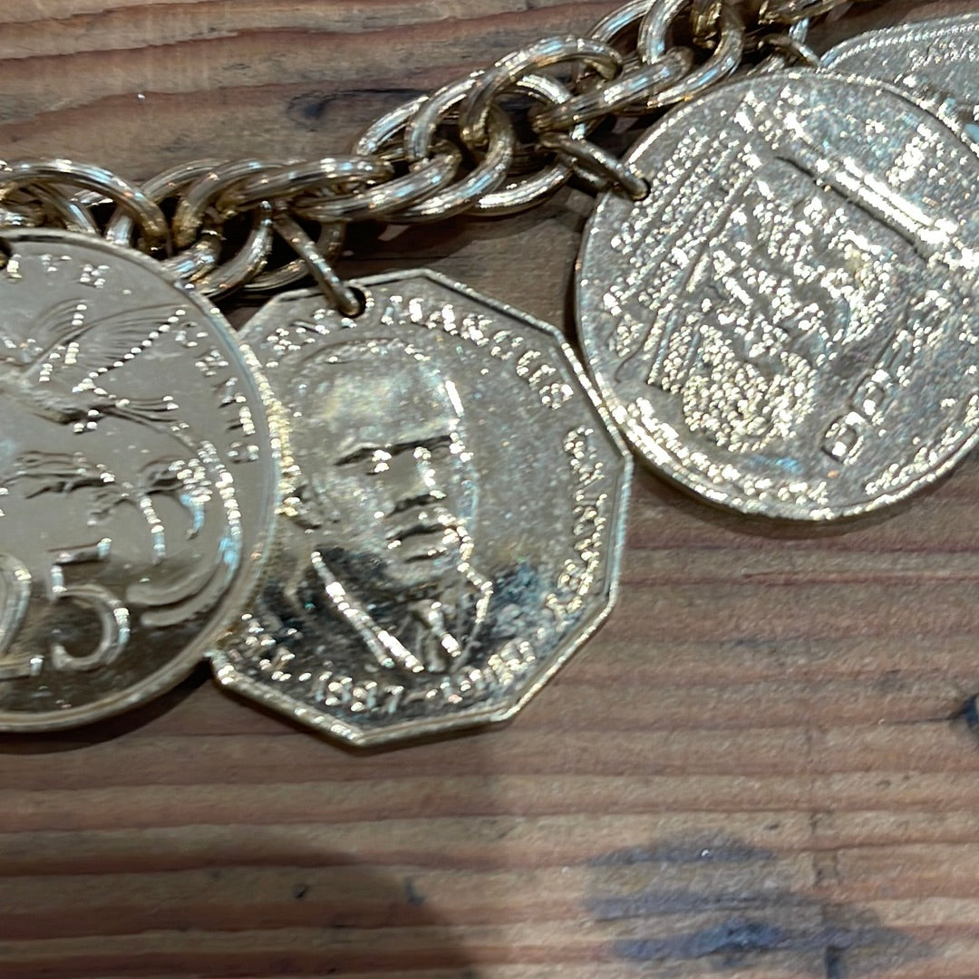 Vintage 1980s Franklin Mint The Golden Caribbean 14 Coins Charm Necklace