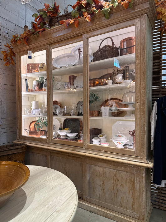 Large Cabinet 3 Sliding Glass Doors
