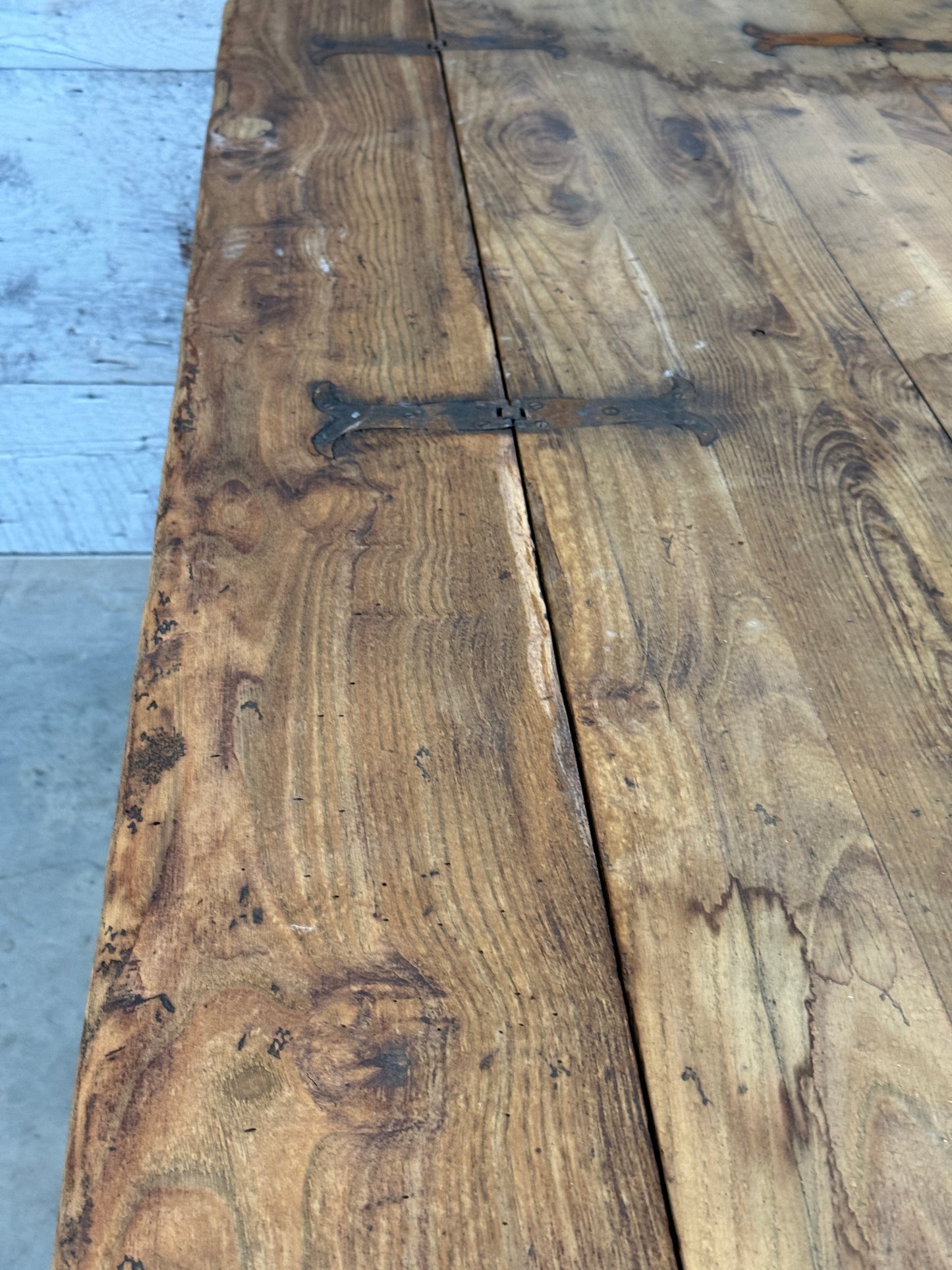 Vintage Expanding Console Dining Table with Folding Extension Leaves