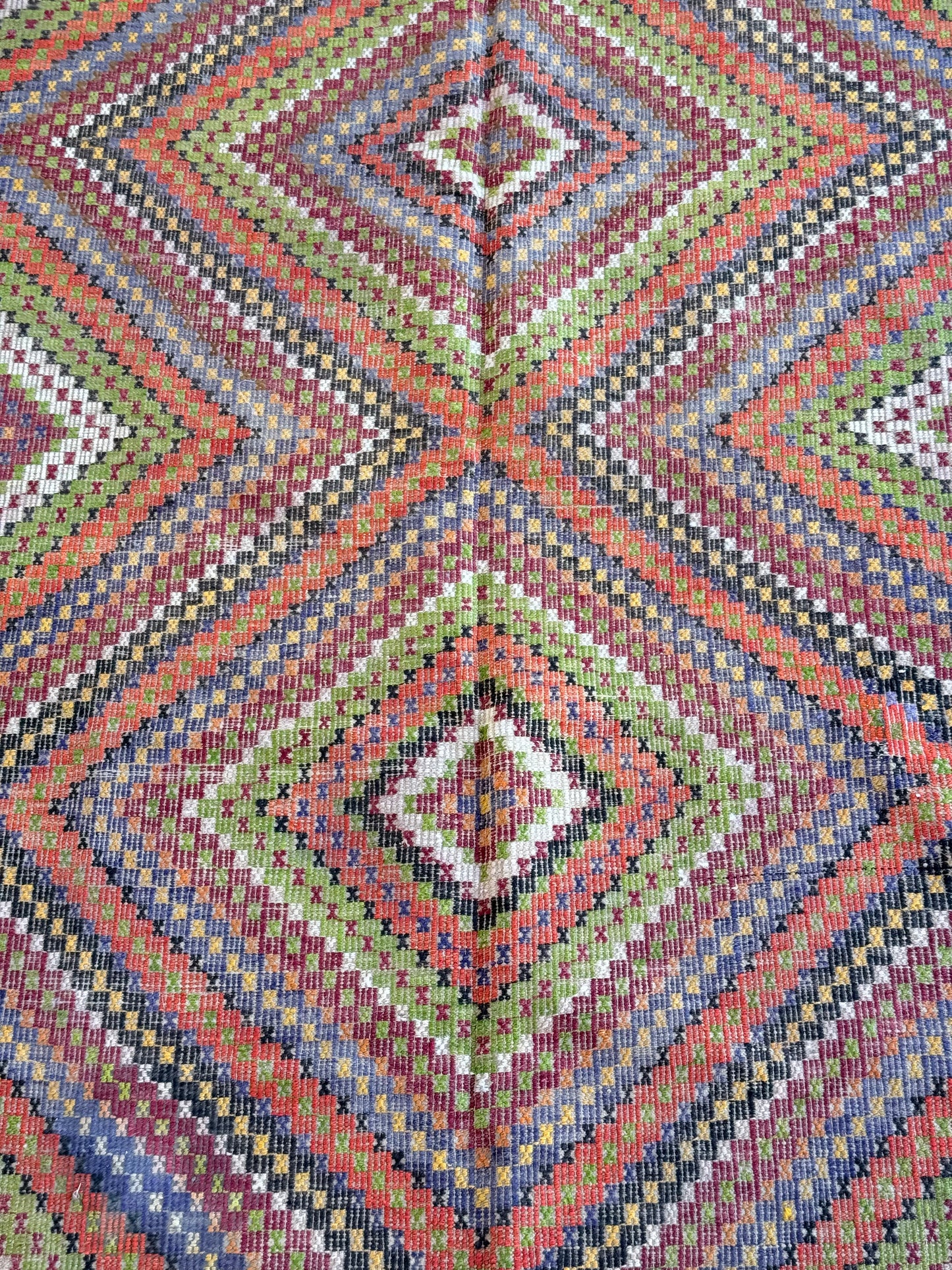 #137 Geometric Rug