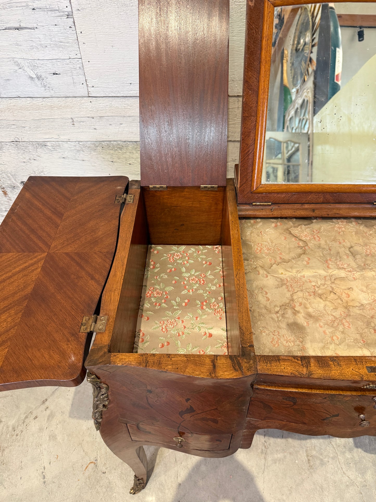 Louis XV Tulipwood, Kingwood, Maple and Holly Marquetry Coiffeuse, Late 19th Century