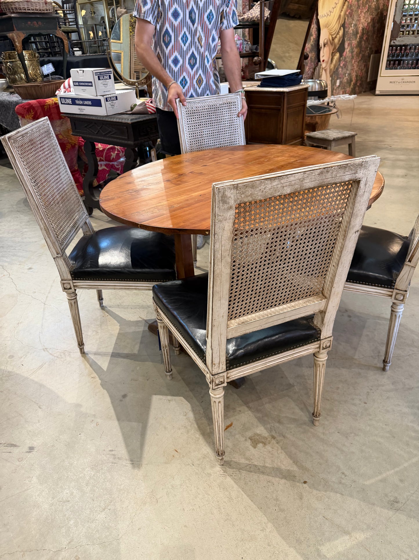 Late 19th Century English Vendage Table