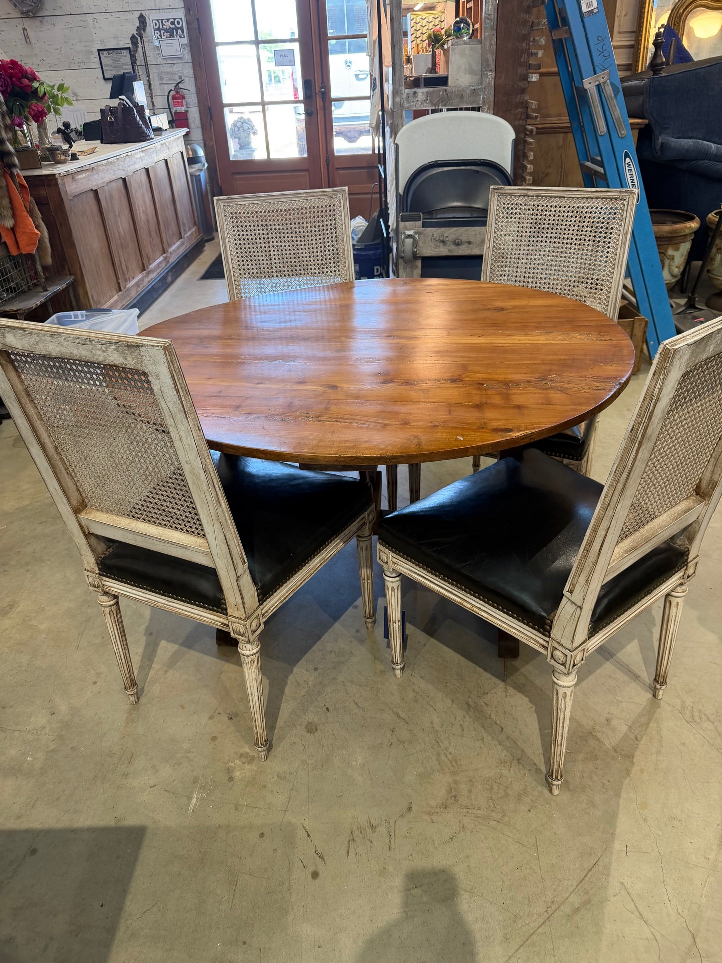 Late 19th Century English Vendage Table