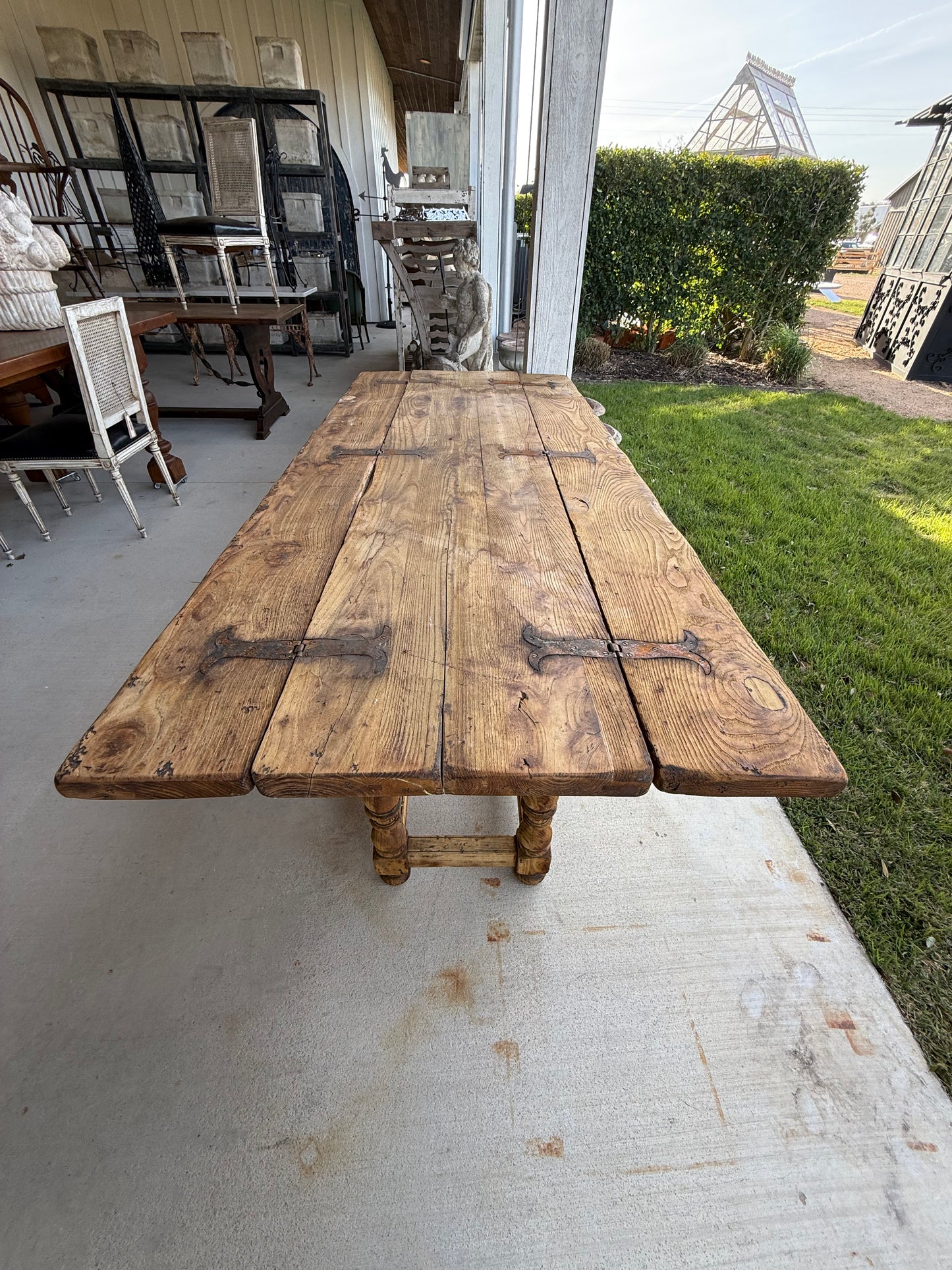 Vintage Expanding Console Dining Table with Folding Extension Leaves