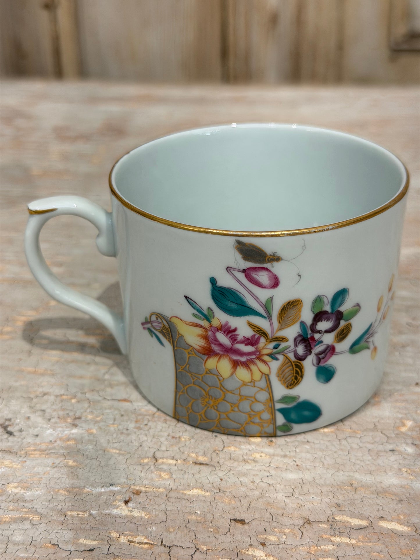 Mottahedeh “Lowestoft Rose” Porcelain Dinnerware & Serving Pieces