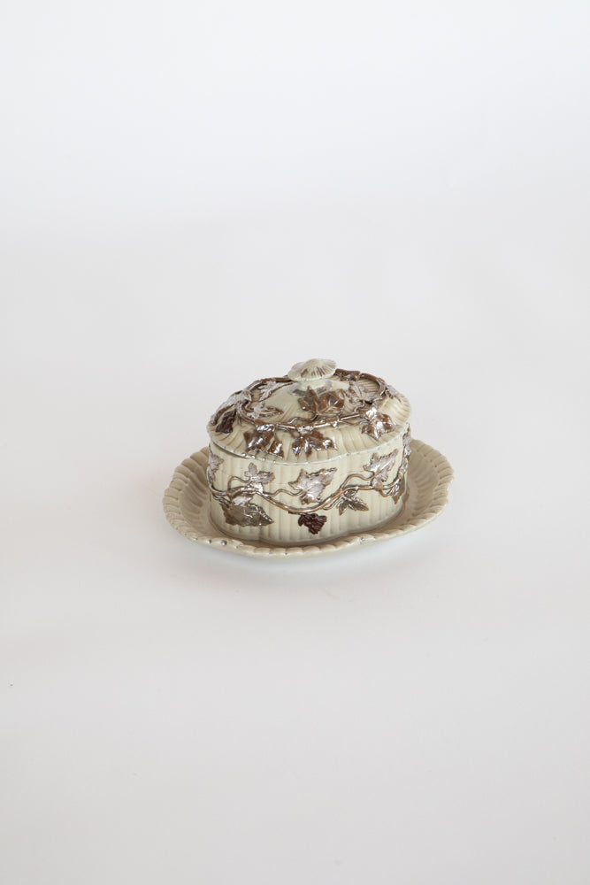 Biedermeier Mettlach Villeroy and Boch Fluted Stoneware Butter Dish