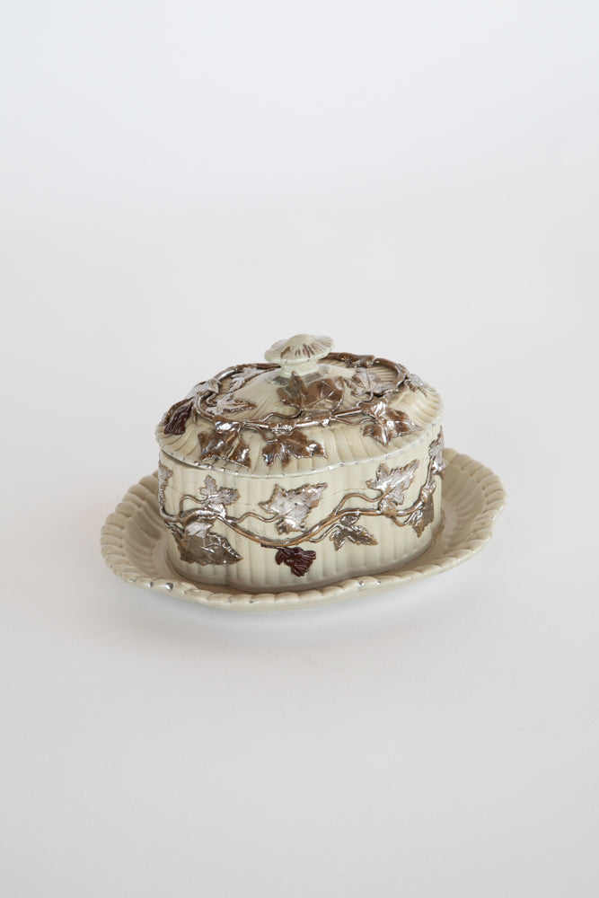 Biedermeier Mettlach Villeroy and Boch Fluted Stoneware Butter Dish