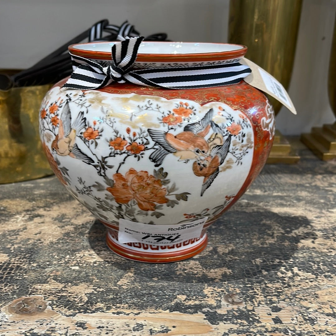 Meiji Period Kutani Period Vase - 174