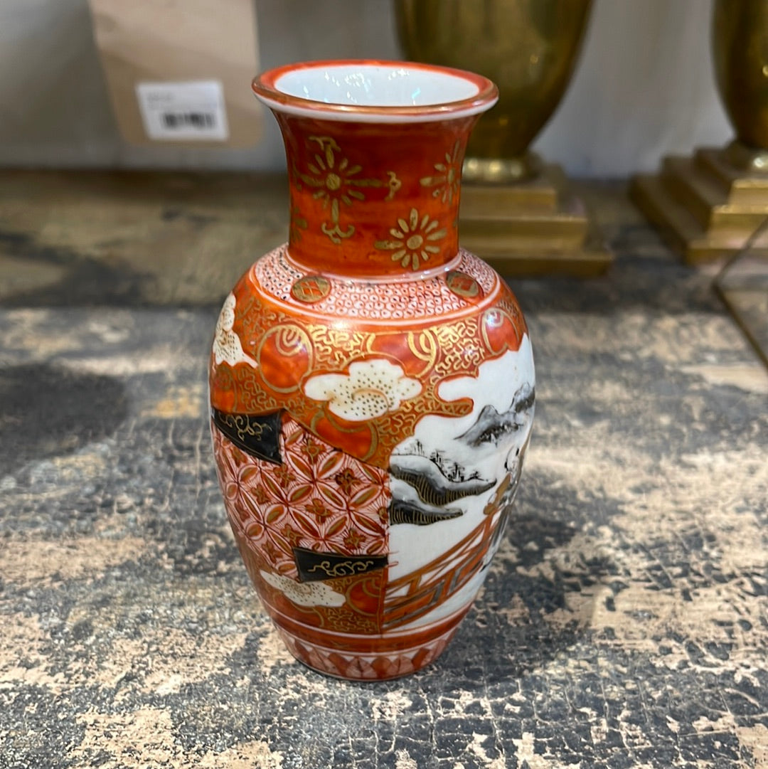 Small Imari Vases - Various