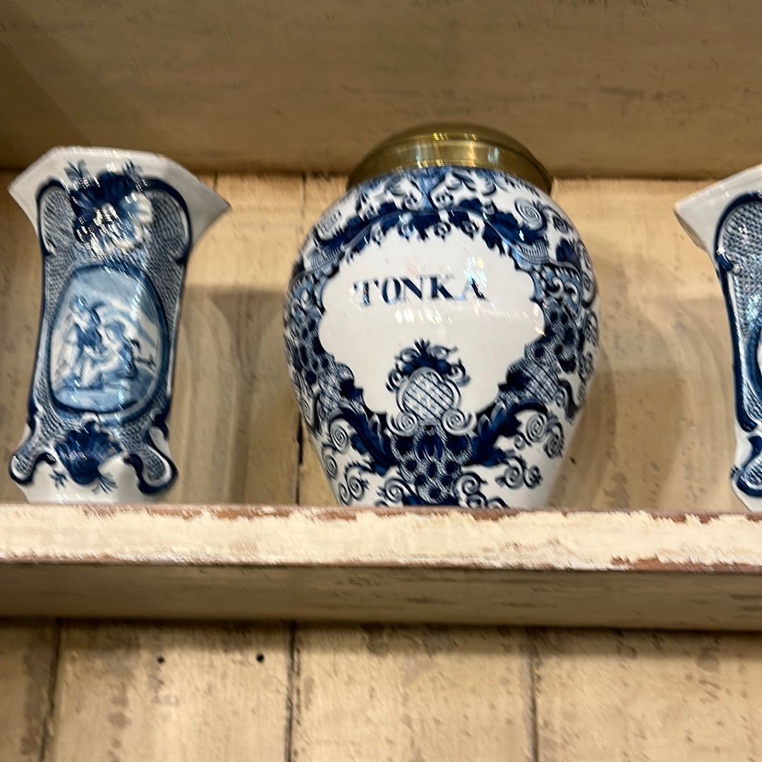 Blue and White Glazed Tobacco Jar circa 1800 - The White Barn Antiques