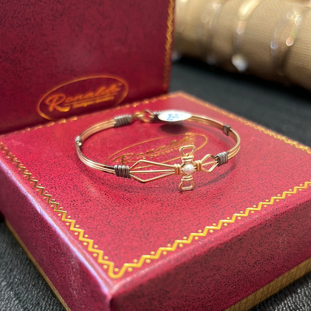 Jesus Loves Me Ronaldo bracelet