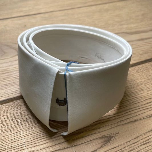 Vintage 20th Century Collars - The White Barn Antiques