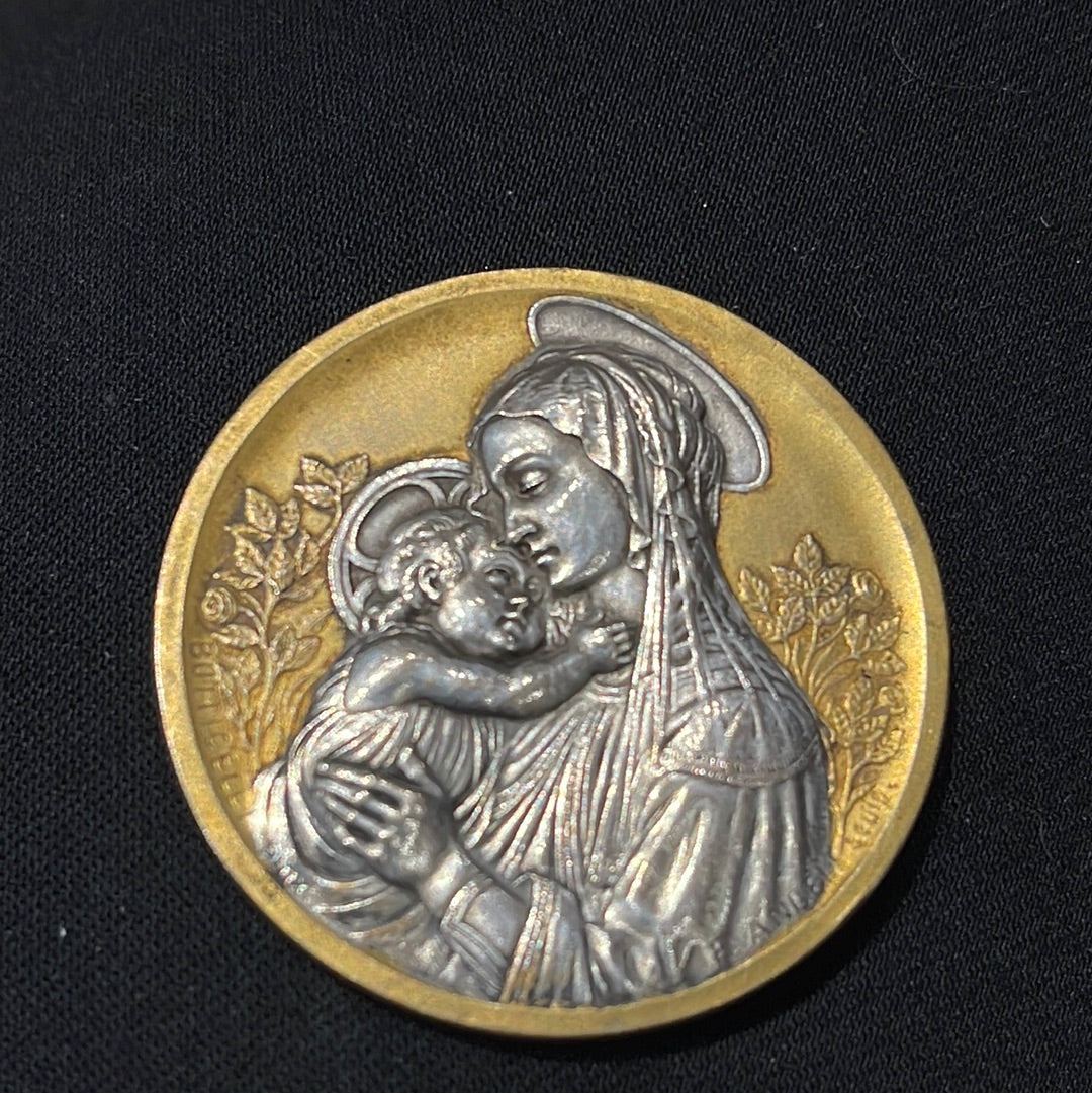 Religious Medal Jesus and Mary - The White Barn Antiques